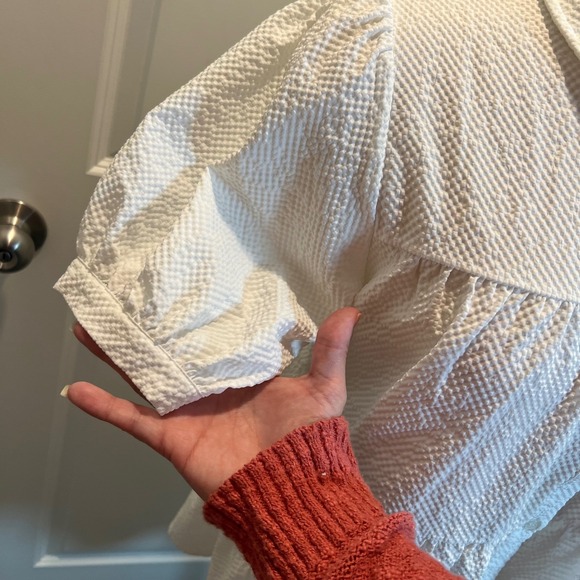 Jodifl White Seersucker Babydoll Top Short Puff Sleeve Tiered Button Down G11478 - Picture 3 of 6